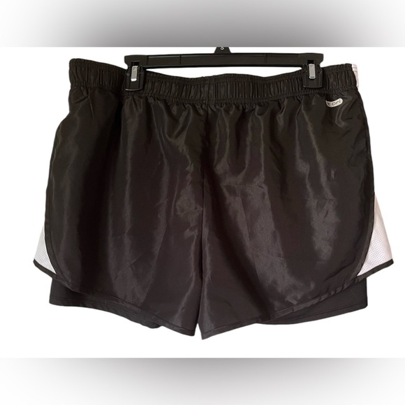 RBX Women’s Running Shorts - Picture 2 of 4
